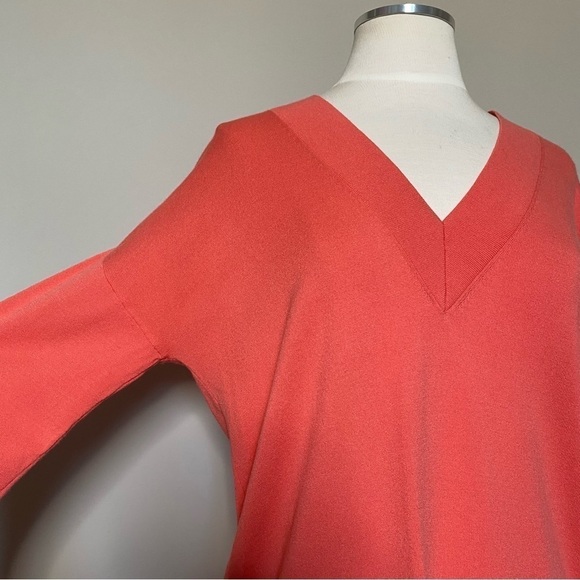 Ann Taylor Lightweight Tunic Length Coral Deep V-neck Sweater, Medium - Picture 4 of 11